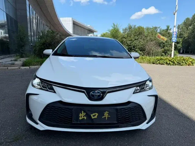 Toyota Corolla — Фото автомобиля 2