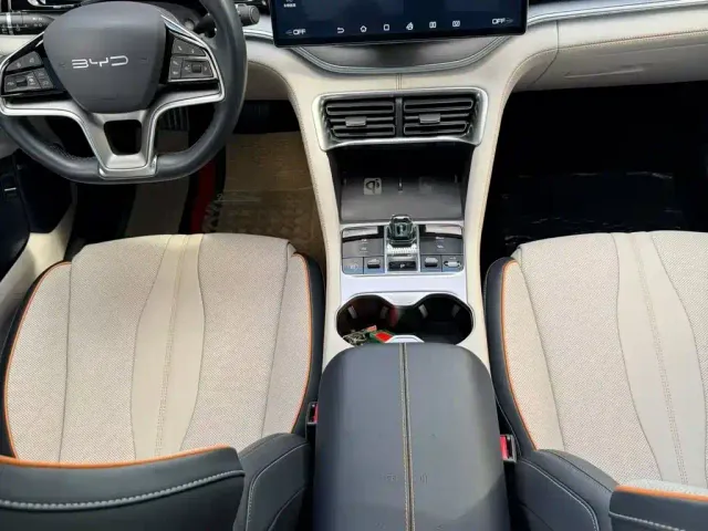 BYD Song PLUS — Фото автомобиля 7