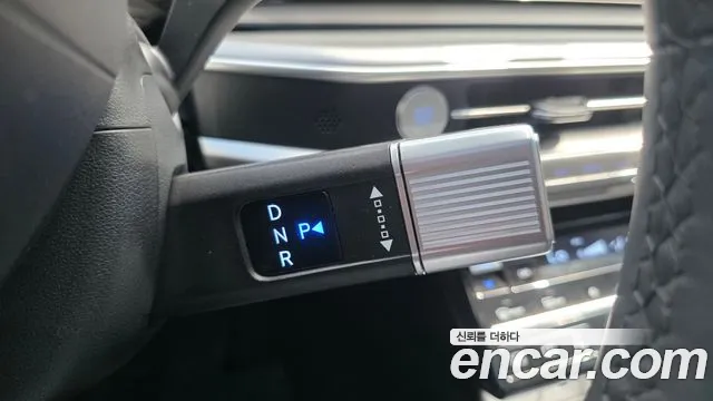 Hyundai Grandeur Grandeur (GN7) 2.5 Бензин 2WD — Фото автомобиля 8