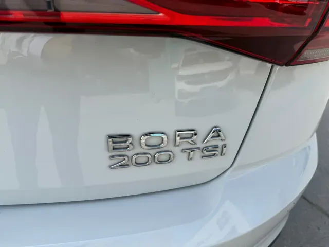 Volkswagen Bora — Фото автомобиля 16