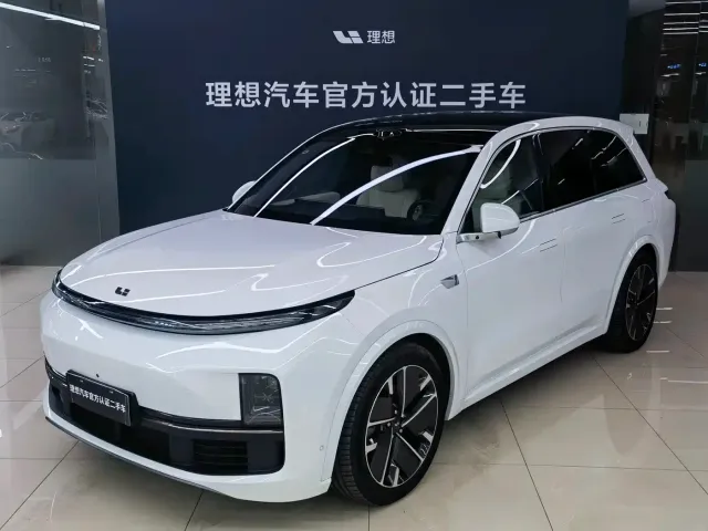 Фотография автомобиля — Li Auto L8