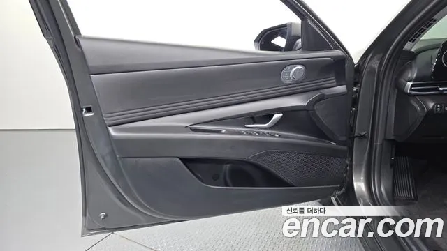Hyundai Avante CN7 — Фото автомобиля 13