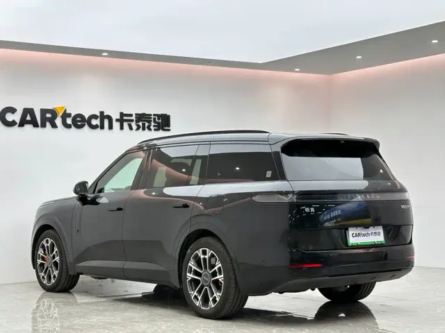 Lynk & Co 900 — Фото автомобиля 3