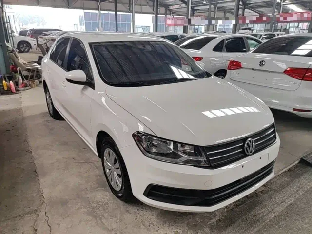 Volkswagen Santana — Фото автомобиля 3