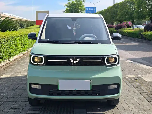 Wuling Hongguang Mini EV — Фото автомобиля 2