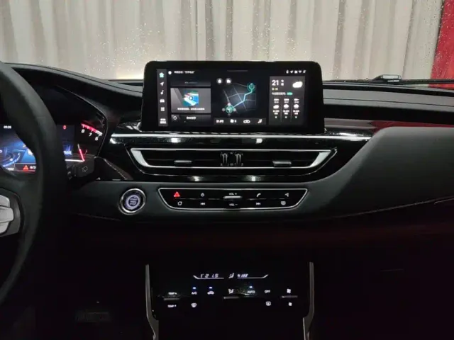 Changan CS75 — Фото автомобиля 5