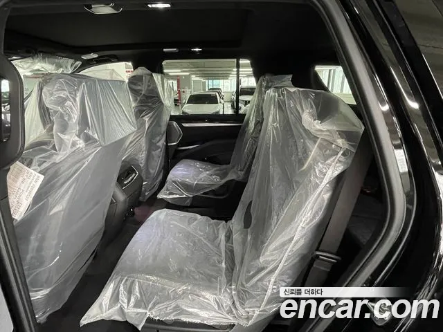 Cadillac Escalade Generation 5 — Фото автомобиля 10