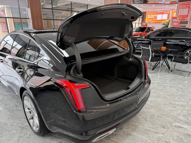 Cadillac CT5 — Фото автомобиля 5