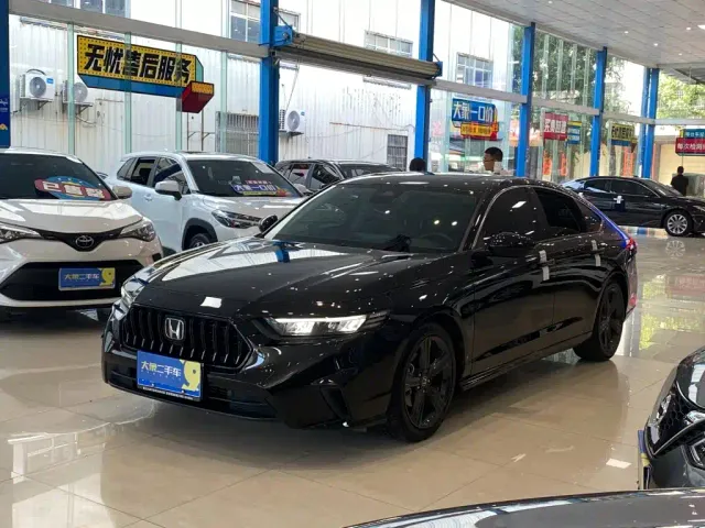 Фотография автомобиля — Honda Inspire