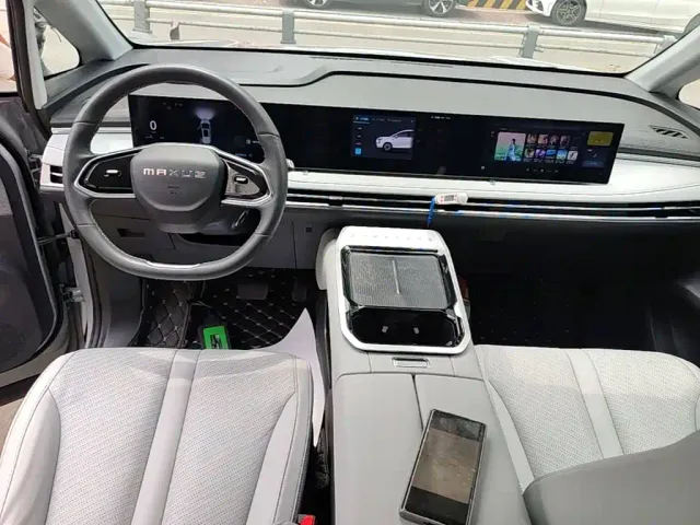 Maxus Dajia 7 — Фото автомобиля 9