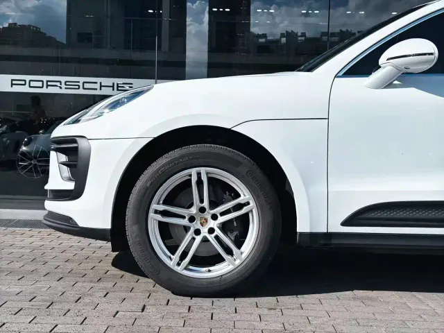 Porsche Macan — Фото автомобиля 5