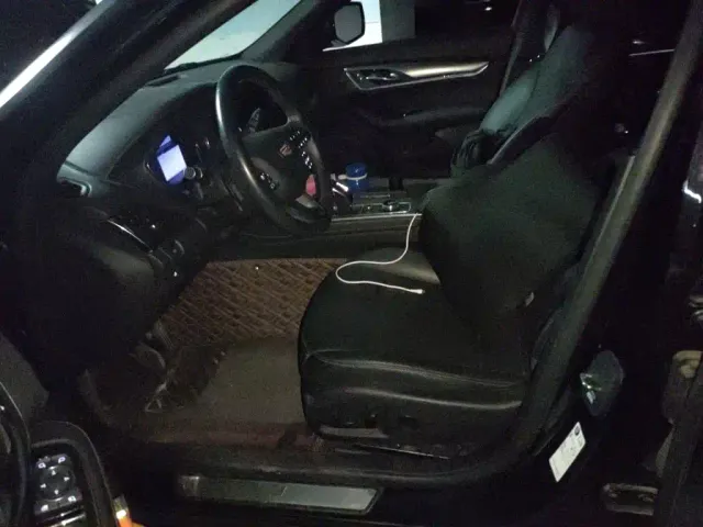 Cadillac CT5 — Фото автомобиля 16