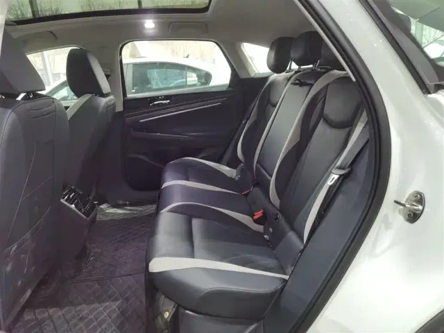 Volkswagen ID.7 Vizzion — Фото автомобиля 12