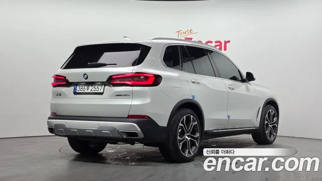 BMW X5 — Фото автомобиля 2