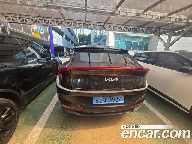 Kia EV6 New — Фото автомобиля 4