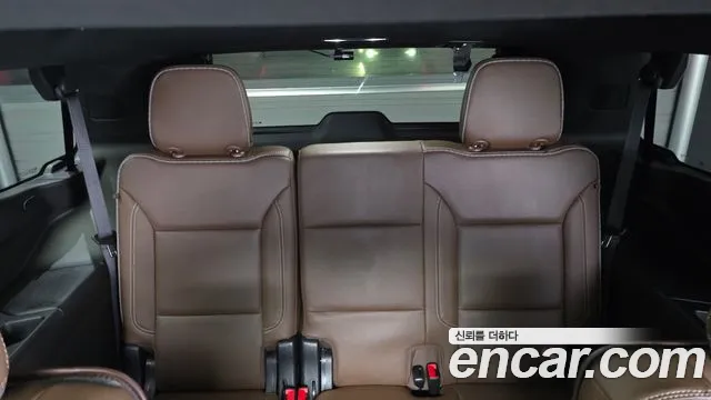 Chevrolet Tahoe — Фото автомобиля 14