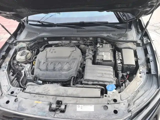 Volkswagen Passat — Фото автомобиля 16