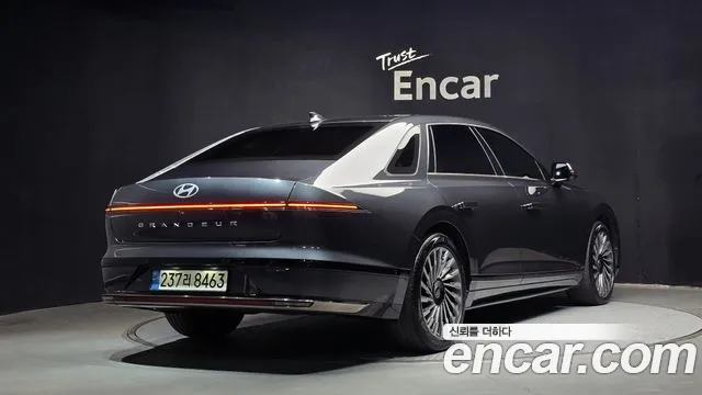 Hyundai Grandeur GN7 — Фото автомобиля 2