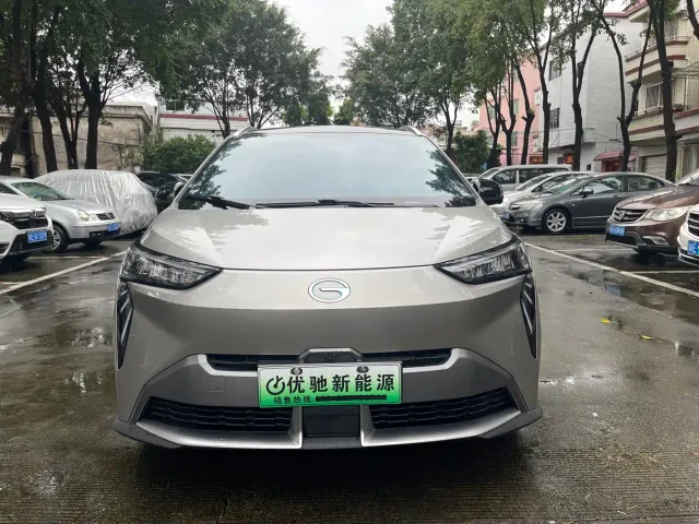 GAC Aion Y — Фото автомобиля 2