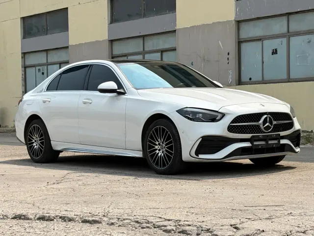 Mercedes-Benz C-Class — Фото автомобиля 3