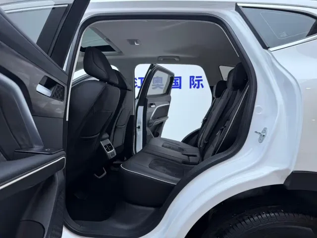 Haval H6 — Фото автомобиля 6