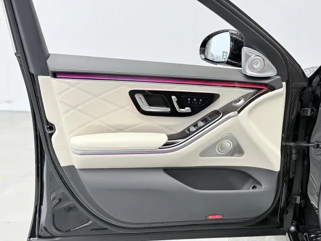 Mercedes-Benz Maybach S-Class — Фото автомобиля 16