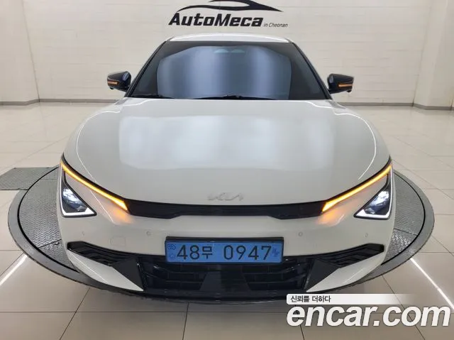 Kia EV6 — Фото автомобиля 4