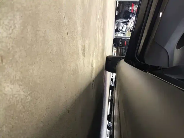 Tesla Model Y — Фото автомобиля 21
