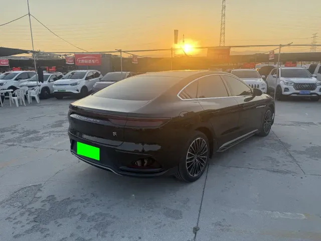 BYD Han — Фото автомобиля 9