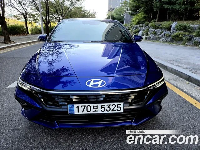Hyundai Avante CN7 — Фото автомобиля 2