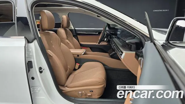 Hyundai Grandeur GN7 — Фото автомобиля 16