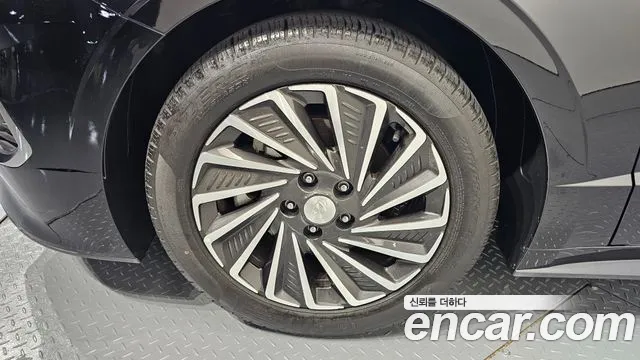 Hyundai Sonata — Фото автомобиля 5