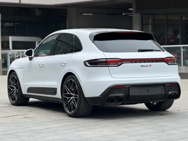 Porsche Macan — Фото автомобиля 15
