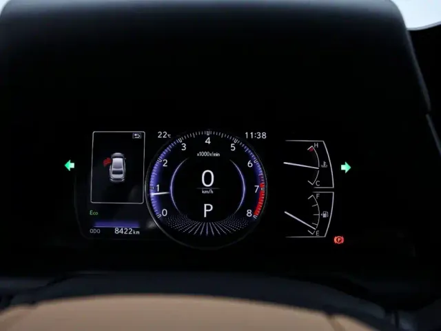 Lexus ES — Фото автомобиля 6