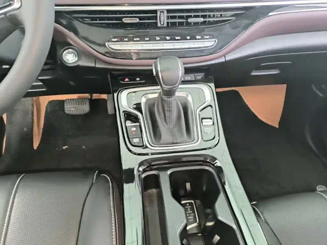 GAC Trumpchi M6 — Фото автомобиля 13