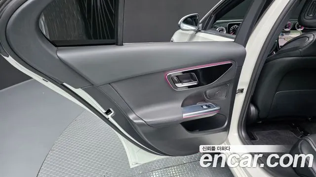 Mercedes-Benz C-Class — Фото автомобиля 22