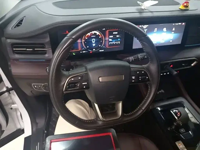 Jetour X90 Plus — Фото автомобиля 10