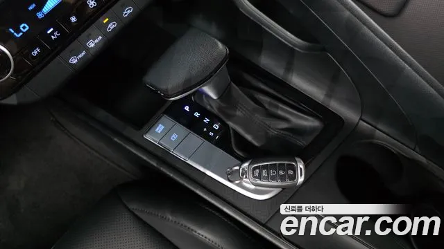 Hyundai AVANTE Avante (CN7) — Фото автомобиля 9