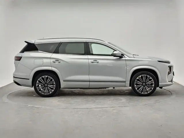 Jetour Shanhai L9 — Фото автомобиля 2