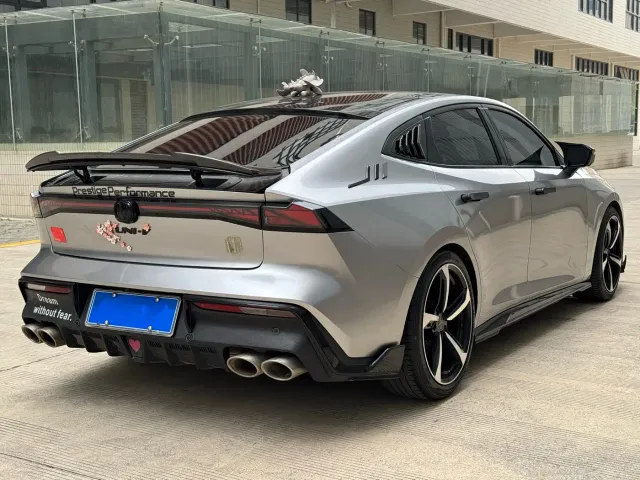 Changan UNI-V — Фото автомобиля 9