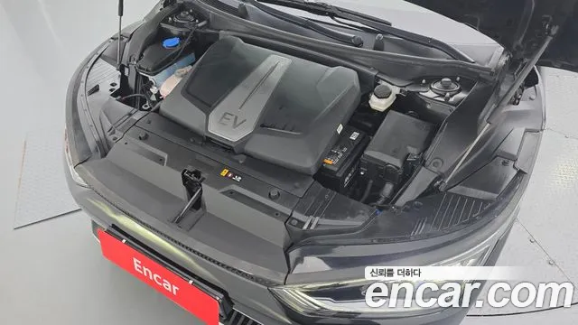 Kia EV6 — Фото автомобиля 6