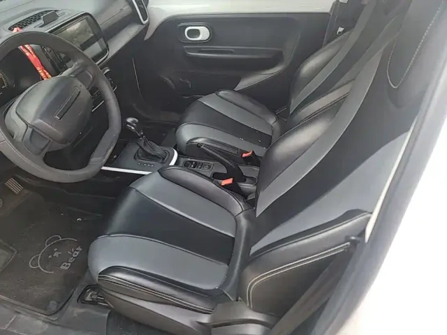 Roewe Clever — Фото автомобиля 14