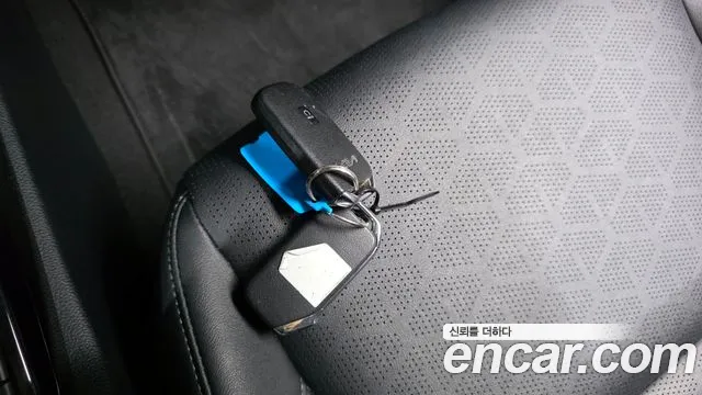 Kia Seltos — Фото автомобиля 28
