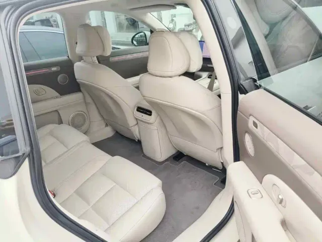 IM Motors LS6 — Фото автомобиля 11