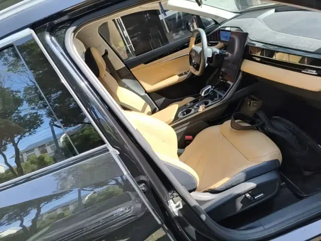 Geely Boyue L — Фото автомобиля 24