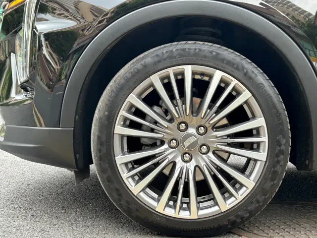 Cadillac XT4 — Фото автомобиля 30