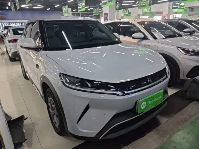 BYD Yuan UP — Фото автомобиля 3
