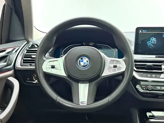 BMW BMW iX3 2024 Leading Edition — Фото автомобиля 16