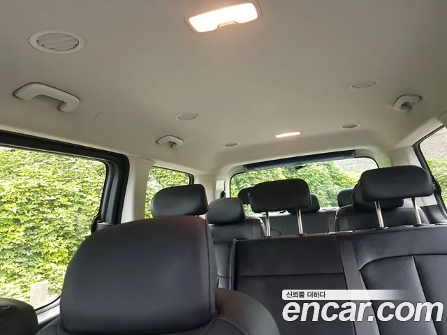 Hyundai Staria Staria Tourer 11 мест — Фото автомобиля 8