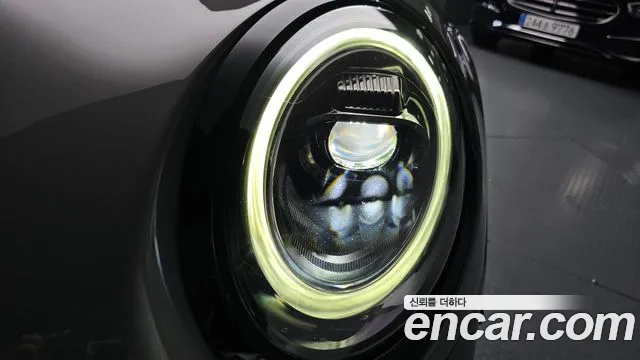 Mini Cooper Cooper Электро SE Электро — Фото автомобиля 22
